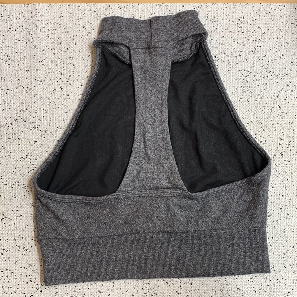 Like-new Splendid Heathered Grey Modal/Cotton/Spandex Blend Soft Stretch Crop